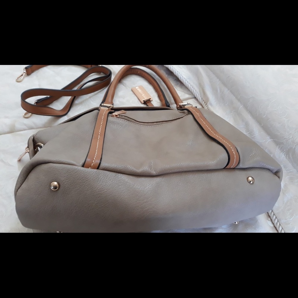 Purse - Picture 4 of 4